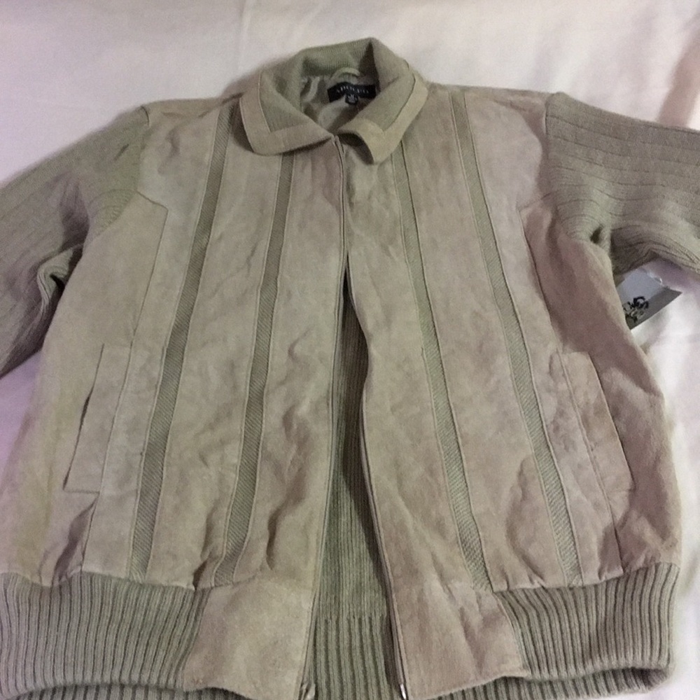 Men’s sweater